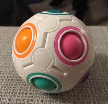 Reviewer image of white fidget ball