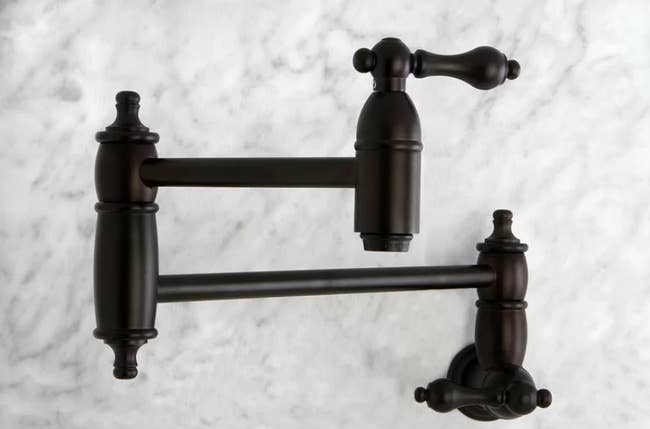 The pot filler in the color Oil Rubbed Bronze