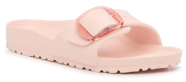 27 Comfy Travel Shoes From DSW You Need Now