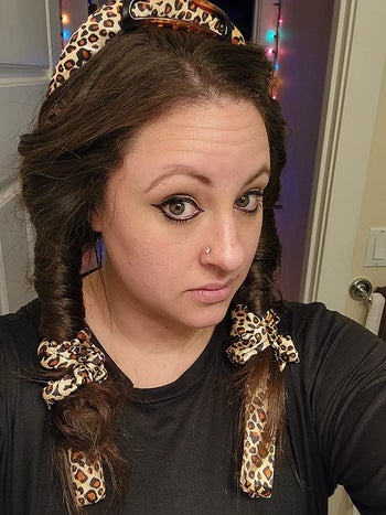 before image of reviewer with the leopard print curling rod headband in hair