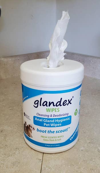 reviewer photo of the tub of wipes
