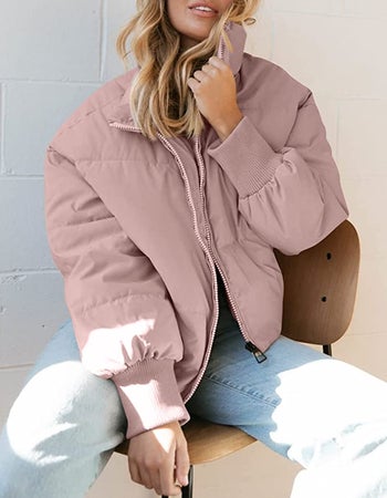 Model in the jacket in pink