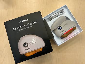 reviewer's smart stone in its packaging