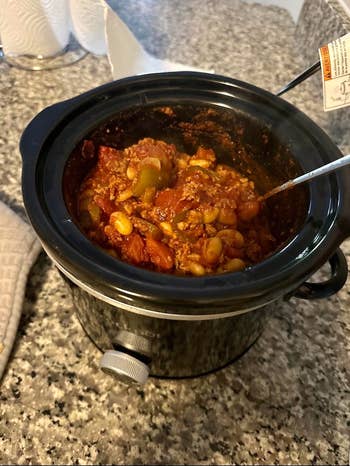 BuzzFeeder's chili in the slow cooker