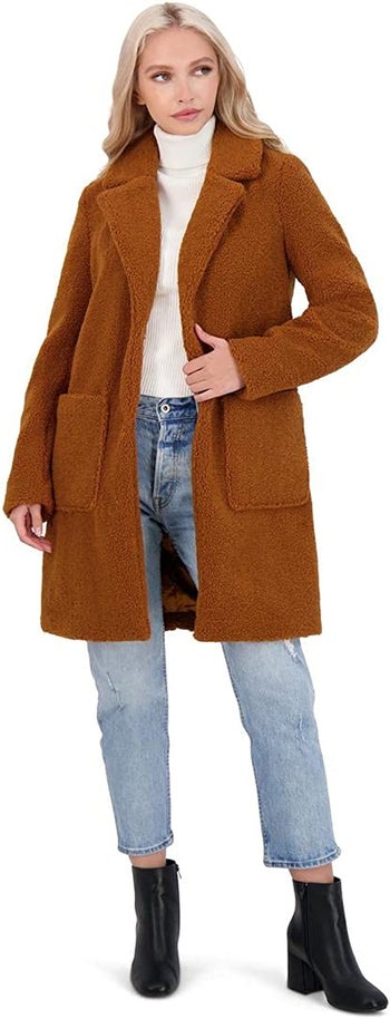 the same model and coat in different color 