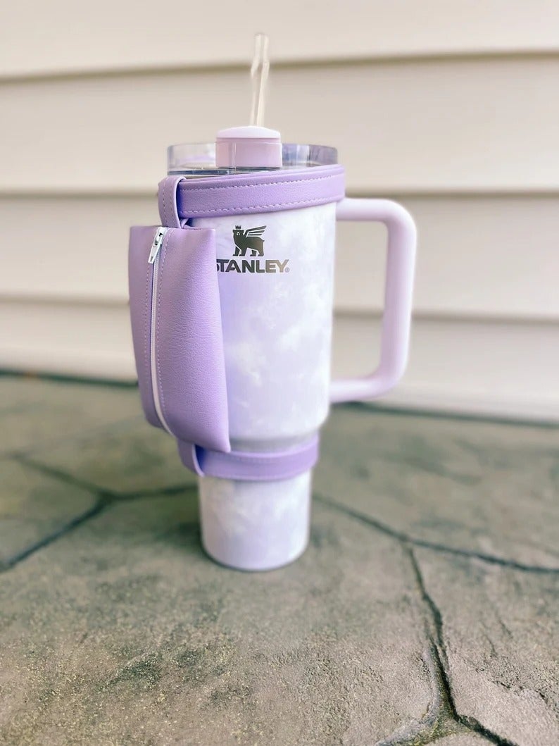 Found some of the new Stanleys at DSG today 💜. Really wanted the purple  one but sadly they only had it in a 30oz . . . #stanley…