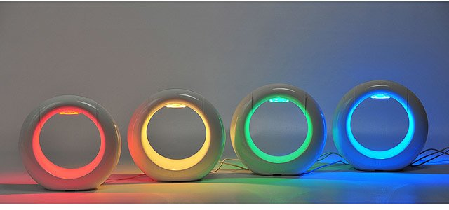 the lune light in four different colors