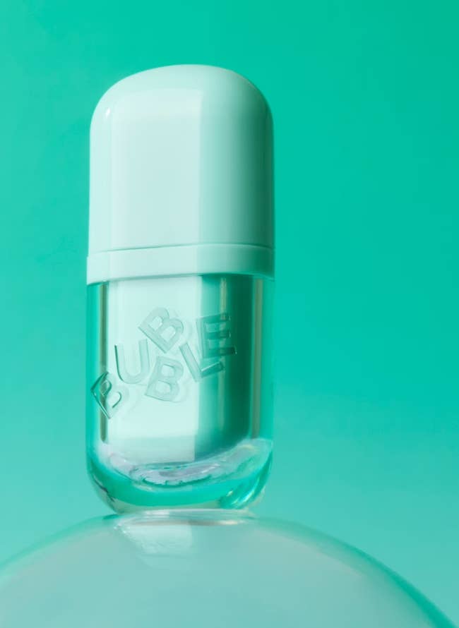 97% little adust lips, 94% consciousness hydrated, 84% plumped with moisture. Tested connected 108 radical utilizing Talk Back aft application