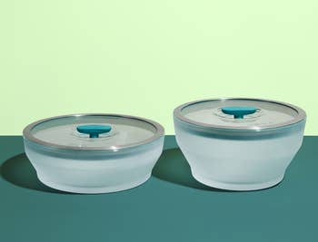 the frosted class bowls and lids