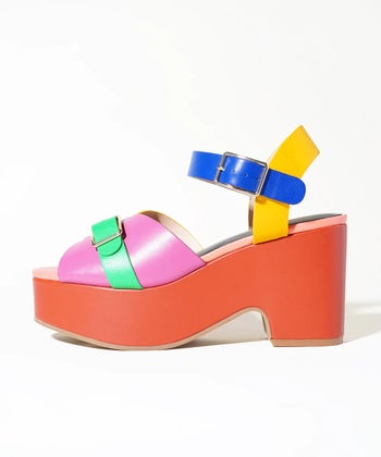 side view of the multicolored platform sandal