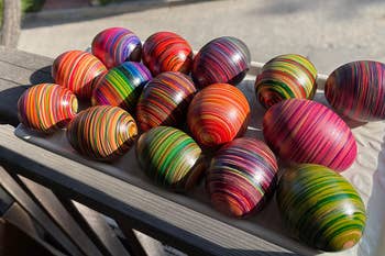 reviewer's artfully abstract striped eggs in different colors