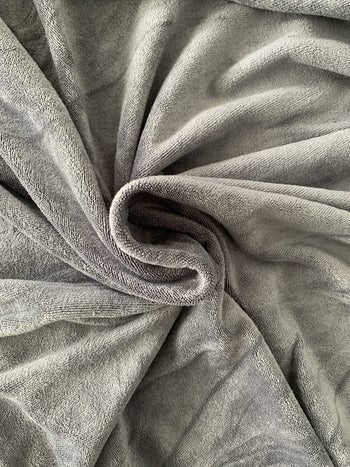 Reviewer image of the gray towel