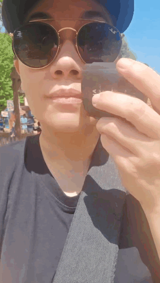 reviewer applying the sunstick