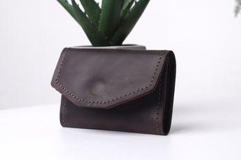 The outside of the brown key holder