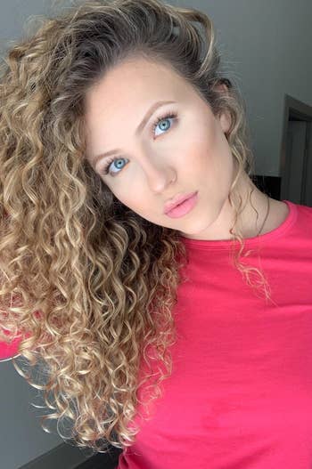 another reviewer's long curly frizz-free hair 