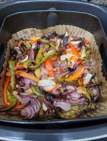 reviewers roasted veggies on air fryer liner