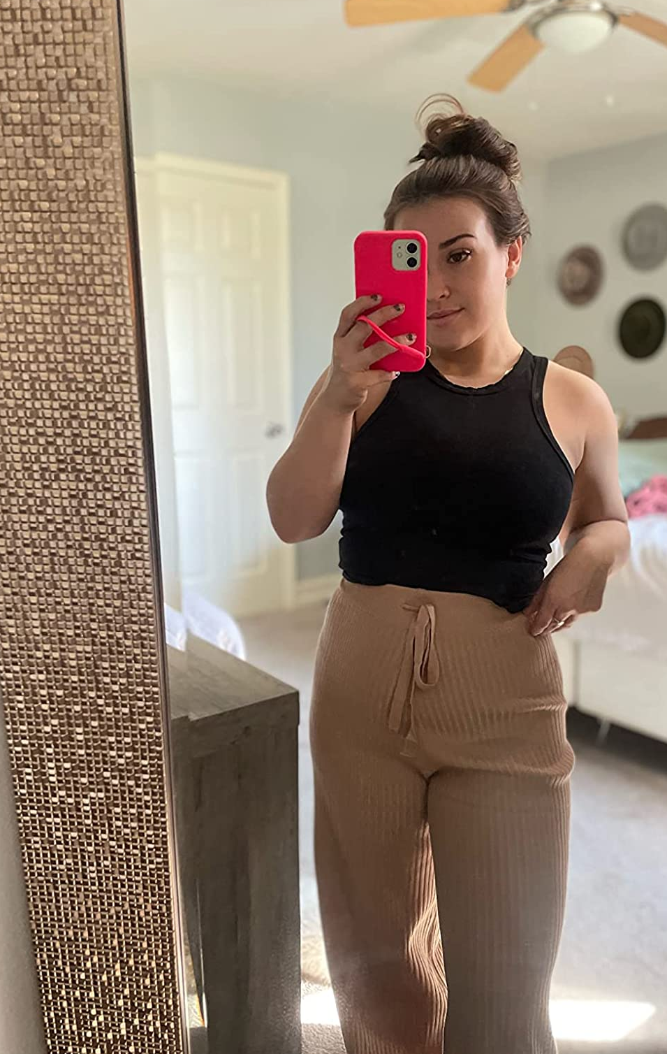 36 Comfy Clothes The BuzzFeed Team Loved In 2020
