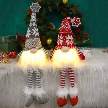 the same gnomes lit up