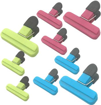 a pack of clips