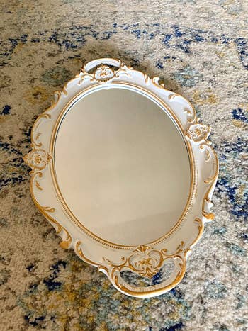 reviewer image of the white mirror