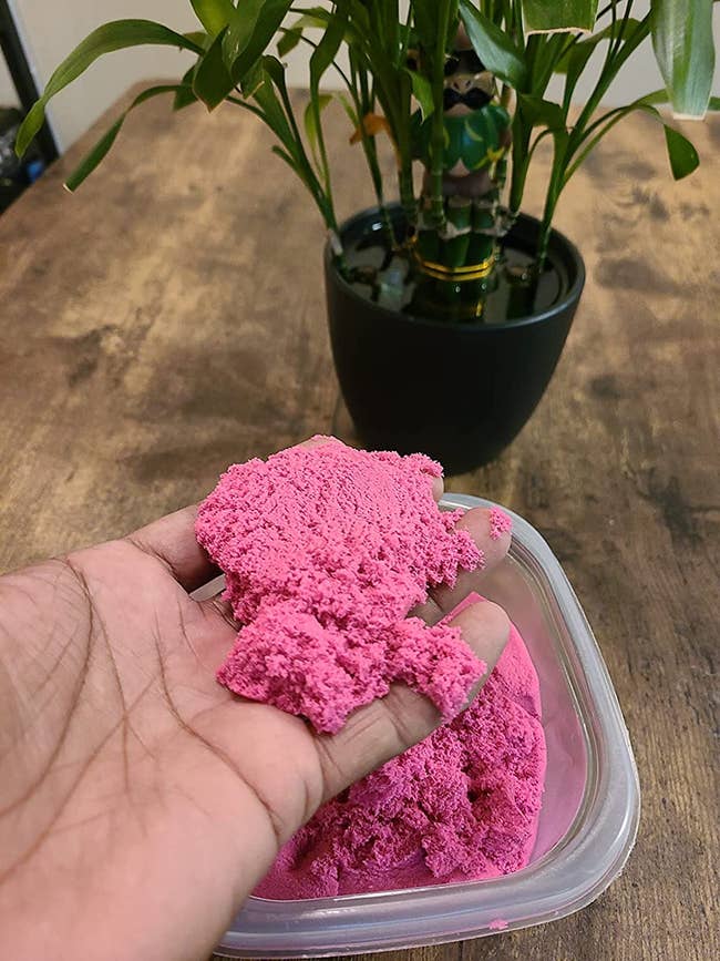 A reviewer's kinetic sand