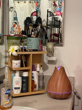 reviewer image of the cosmetic organizer