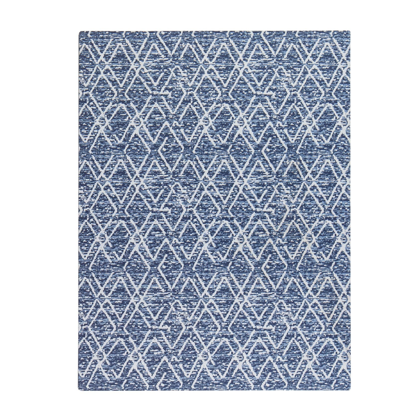 Blue chair mat with diamond pattern