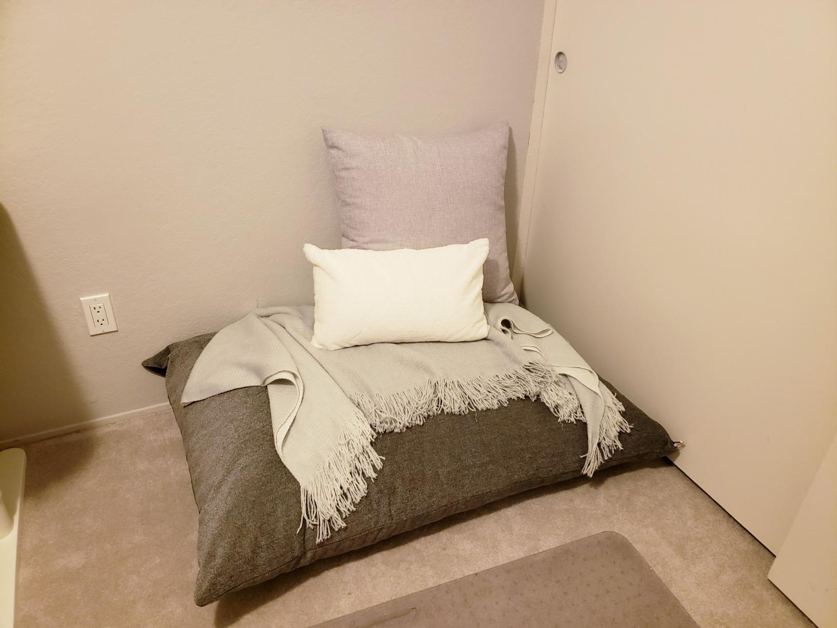 big fluffy floor cushion