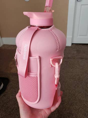 reviewer image of hydrojug in pink