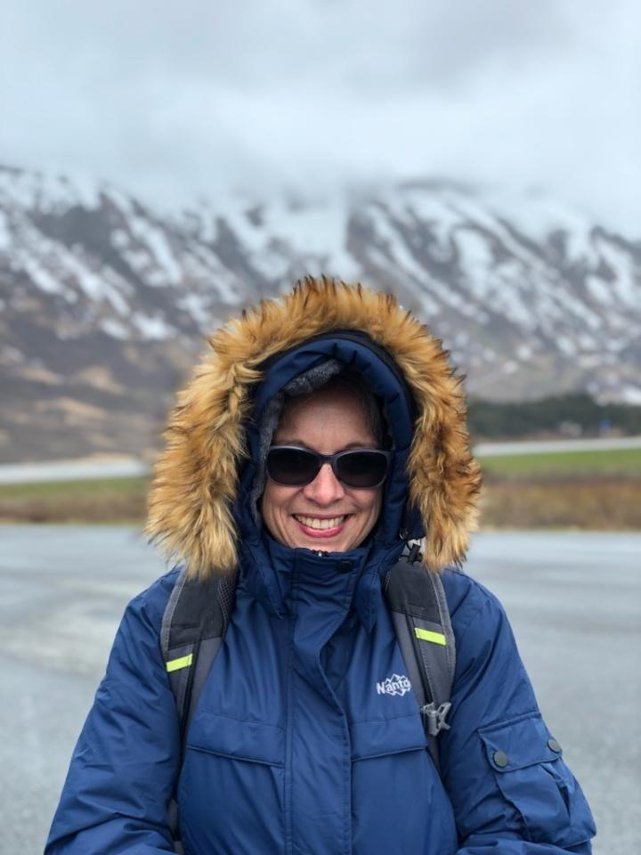 My New Travel Companion in Ladakh: Wildcraft Hooded Extra Warm Down Jacket  | Random Scribblings