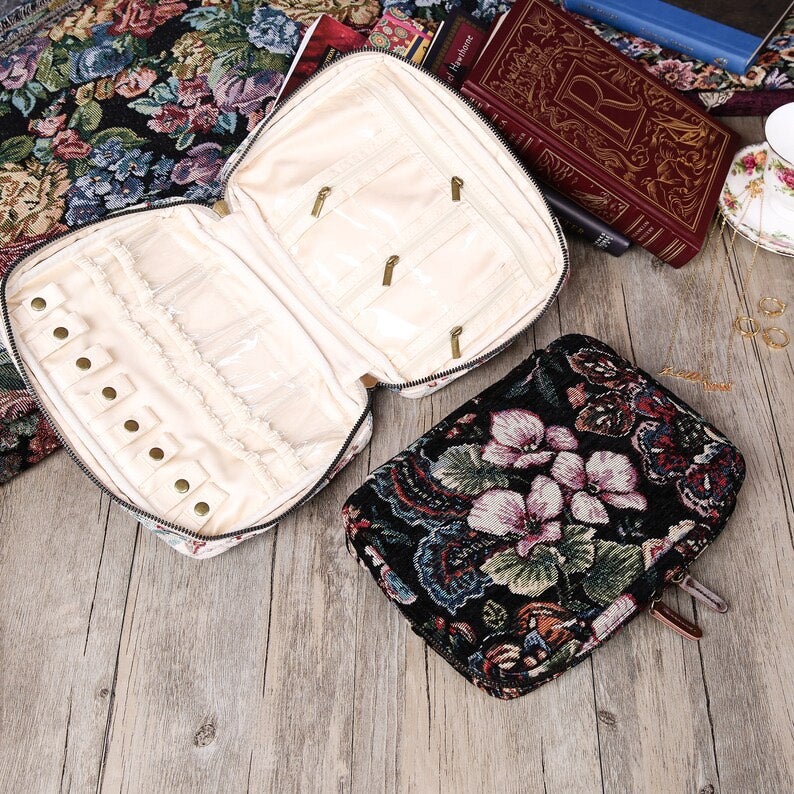 Floral, Victorian-style jewelry holder case