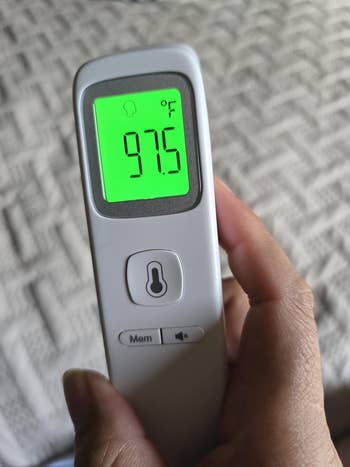 The integer  show  of the thermometer