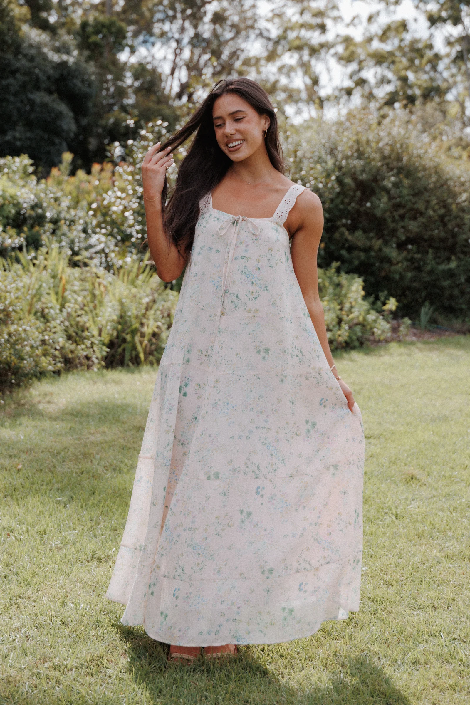 24 Flowy Dresses That Give Running In A Field