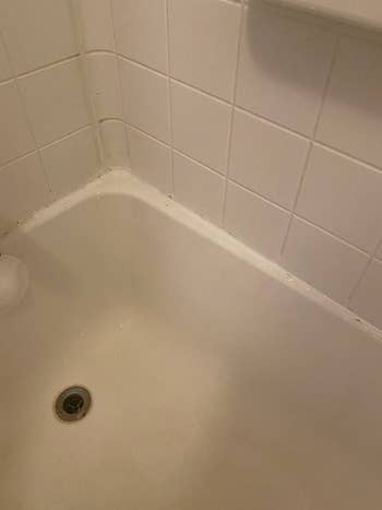 Same reviewer's tub now clean and white