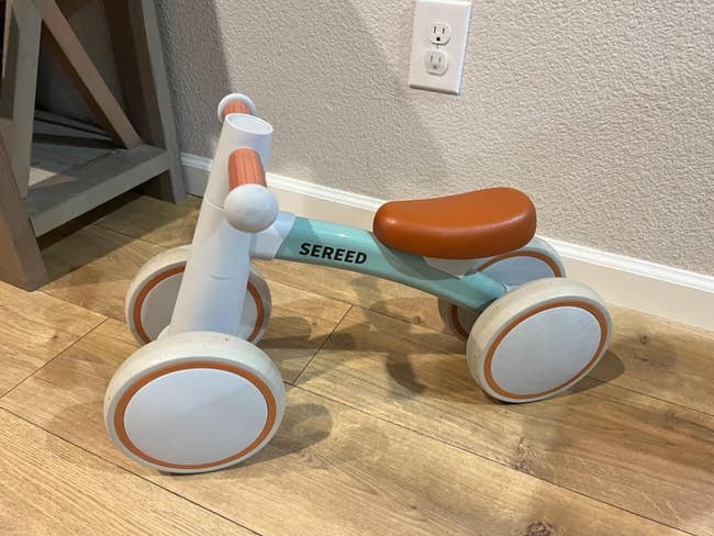 Toddler's balance bike with 