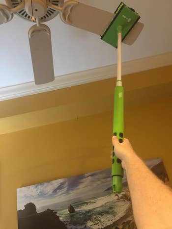 reviewer photograph  of the cleaning sleeve wrapped astir   a instrumentality   blade