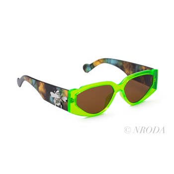 the peridot green gianni love bee gemstone sunglasses