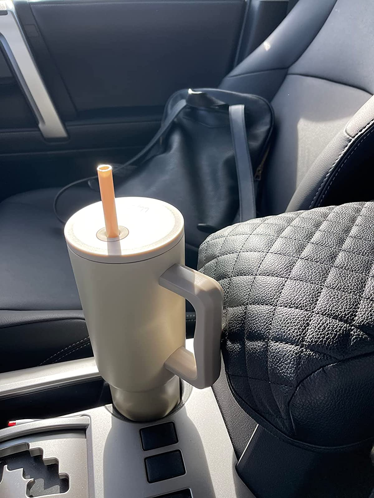 the simple modern tumblr in a reviewer's car drink holder