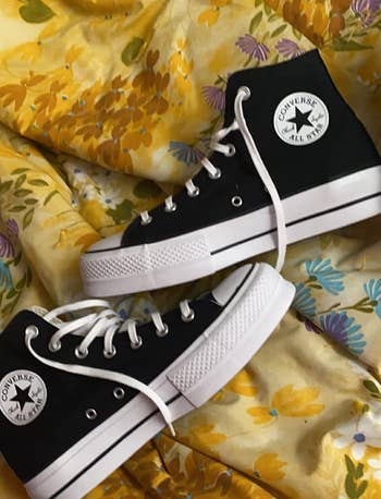 reviewer pic of the platform Converse in black