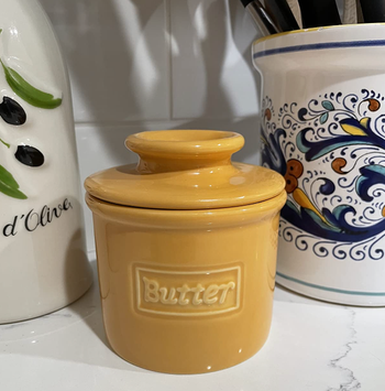 reviewer's butter bell on kitchen counter