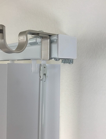 the nono bracket on top of blinds