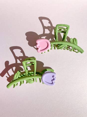 the claw clips in pink and purple