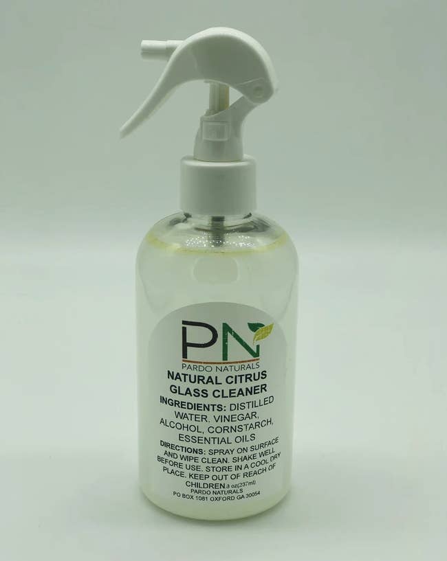 photo of the natural glass cleaner