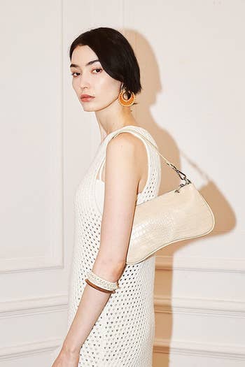 Model wearing bag