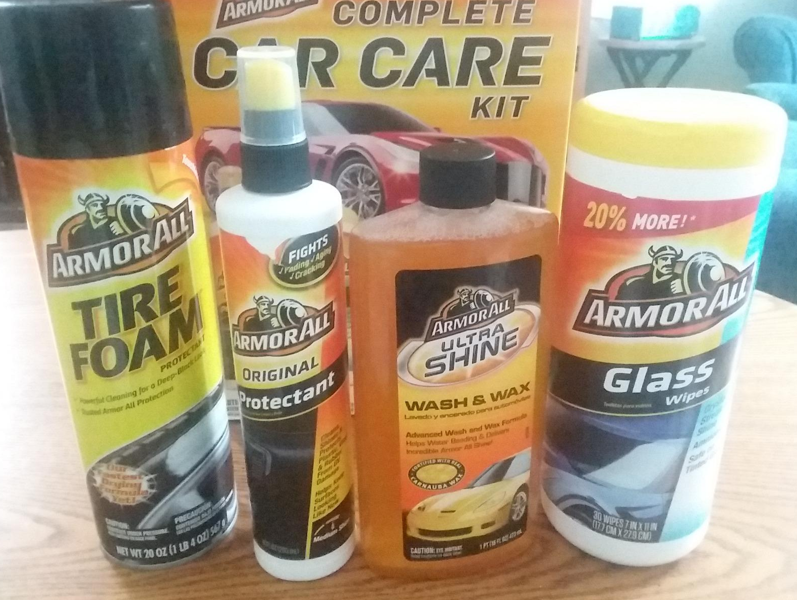 Armor All Premier Car Care Kit, Includes Car Wax & Wash Kit, Glass Cleaner,  Car Air Freshener, Tire & Wheel Cleaner (8 Piece Kit), Exterior Care -   Canada