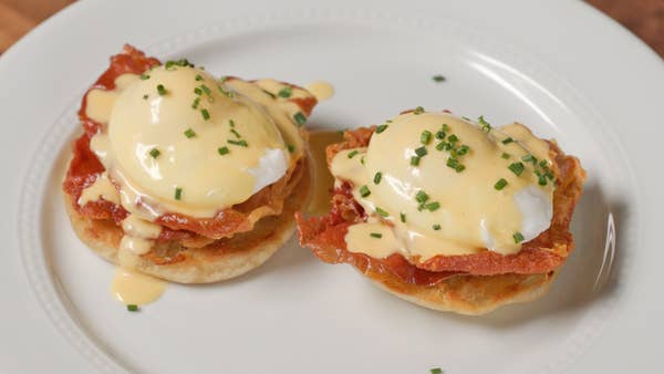 Eggs Benedict With Blender Hollandaise