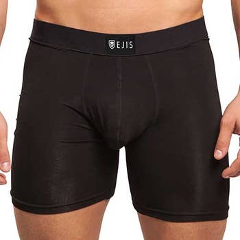 closeup of model&rsquo;s torso, showing Ejis waistband