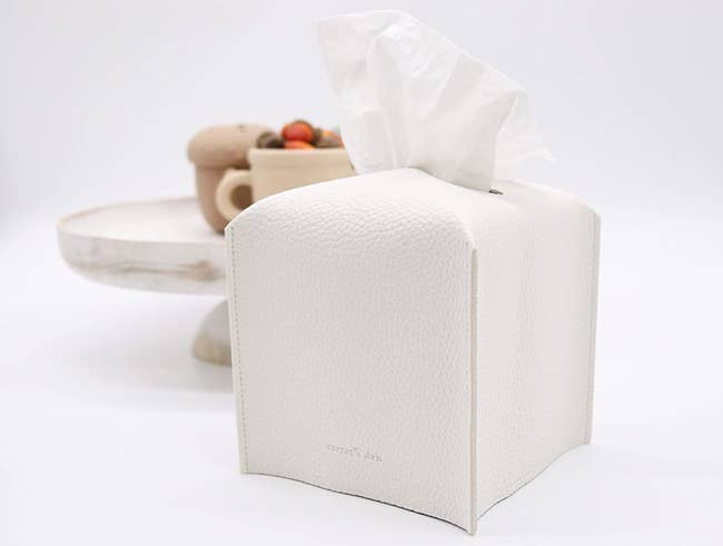 white tissue box cover 