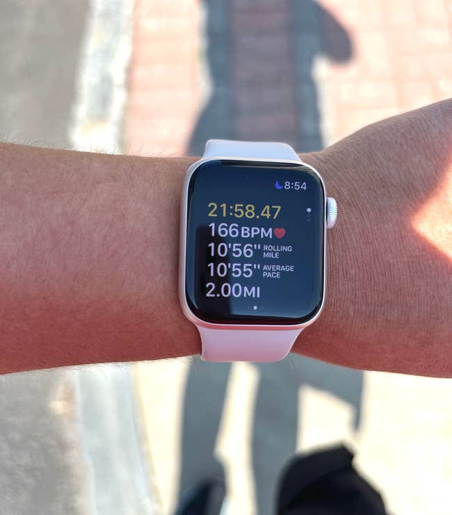 Ciera showing the running stats from her short run while wearing the apple watch