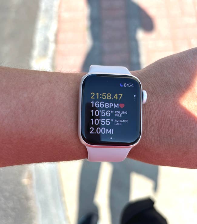 Ciera showing the running stats from her short run while wearing the apple watch